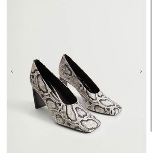 Snake pattern heels